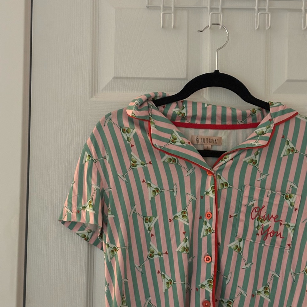 Olive Martinj PJ Set